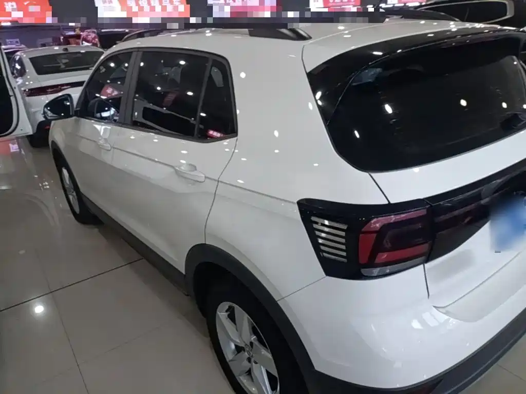 Volkswagen T-Cross — фото 4