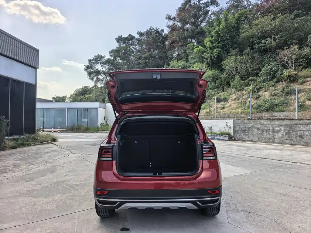 Volkswagen T-Cross — фото 5