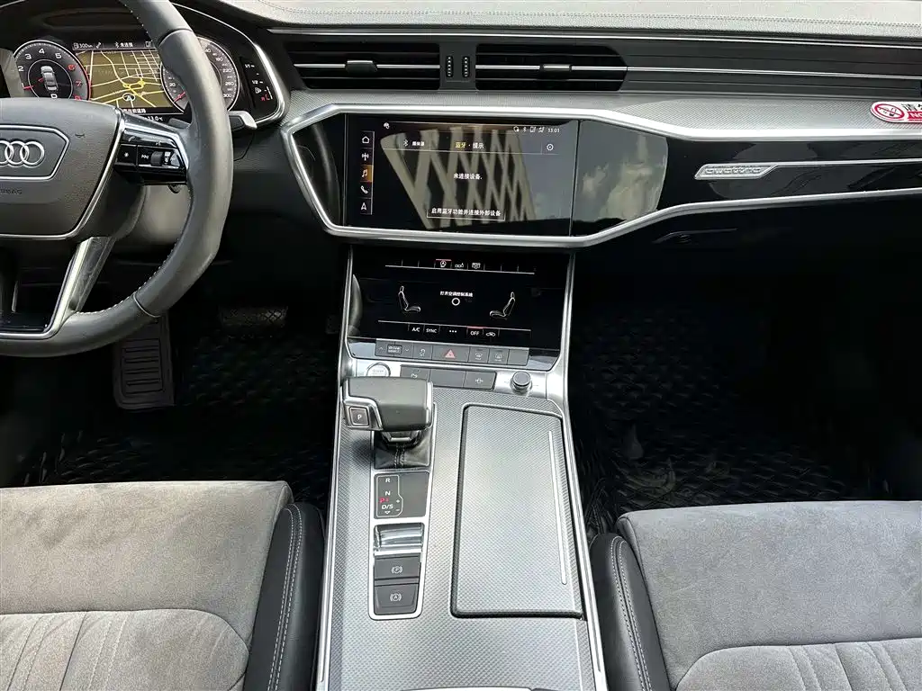 Audi A6L — фото 13