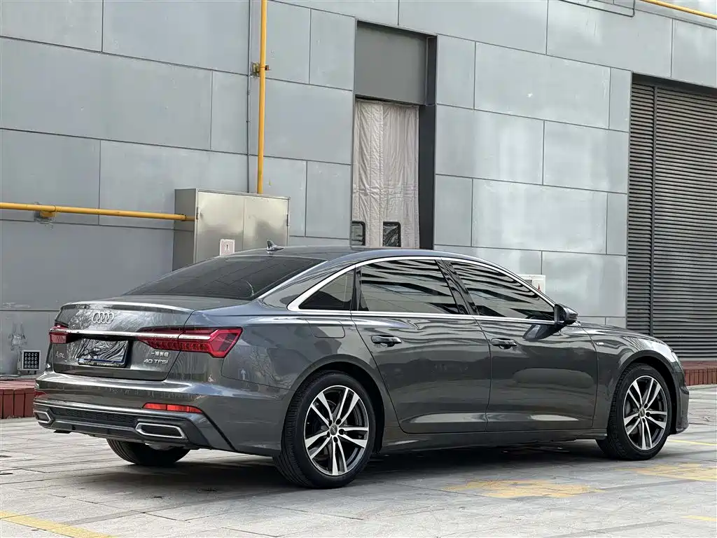 Audi A6L — фото 6