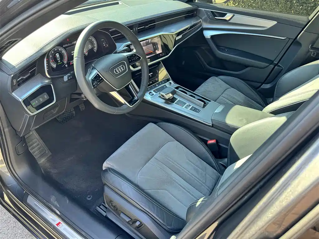 Audi A6L — фото 4