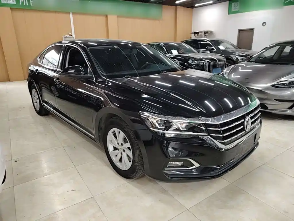 Volkswagen Passat — фото 3