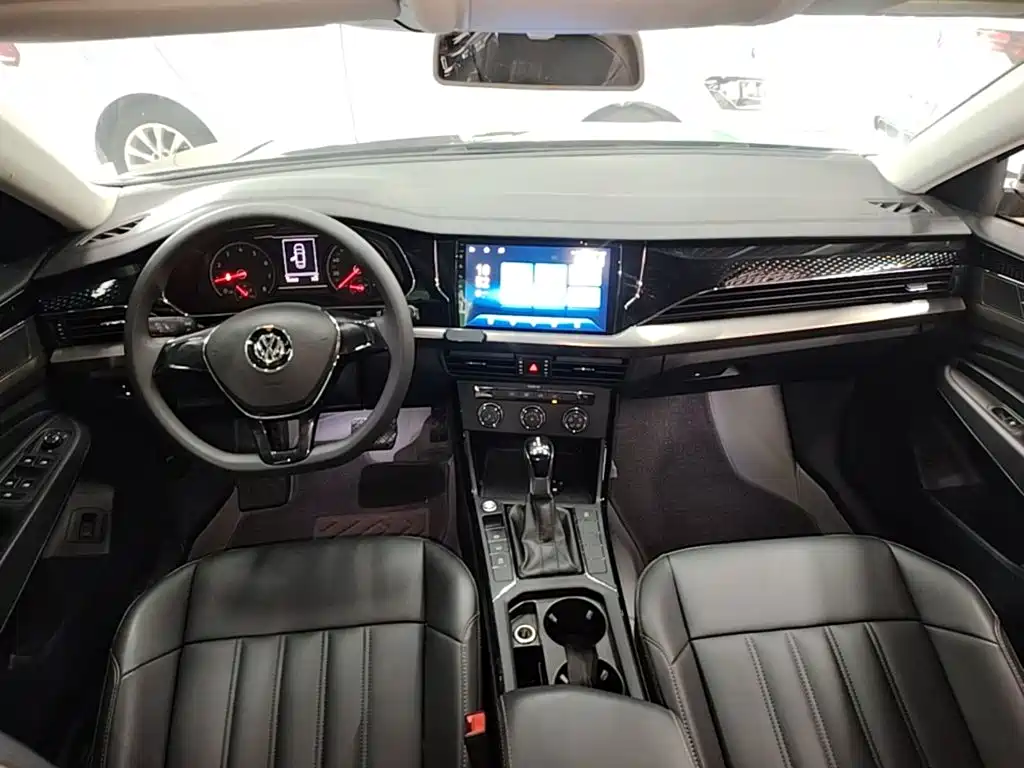Volkswagen Passat — фото 9