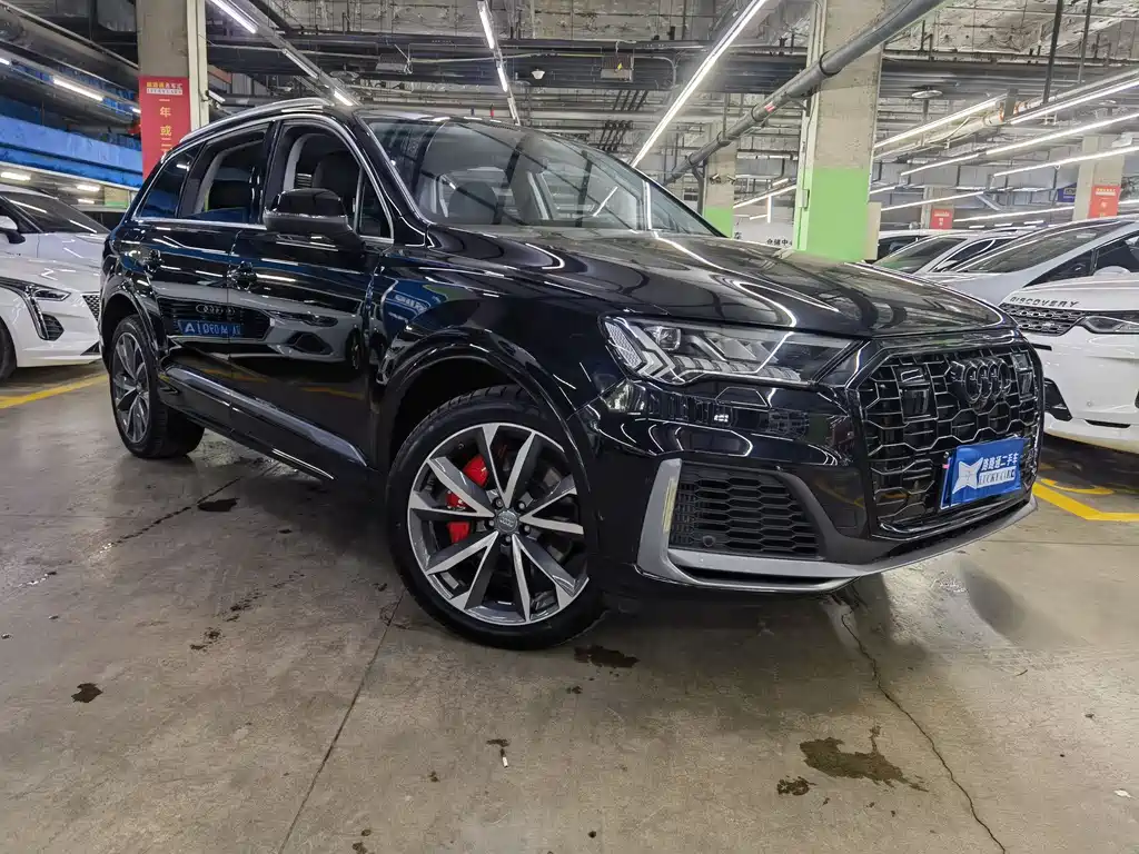 Audi Q7 — фото 3
