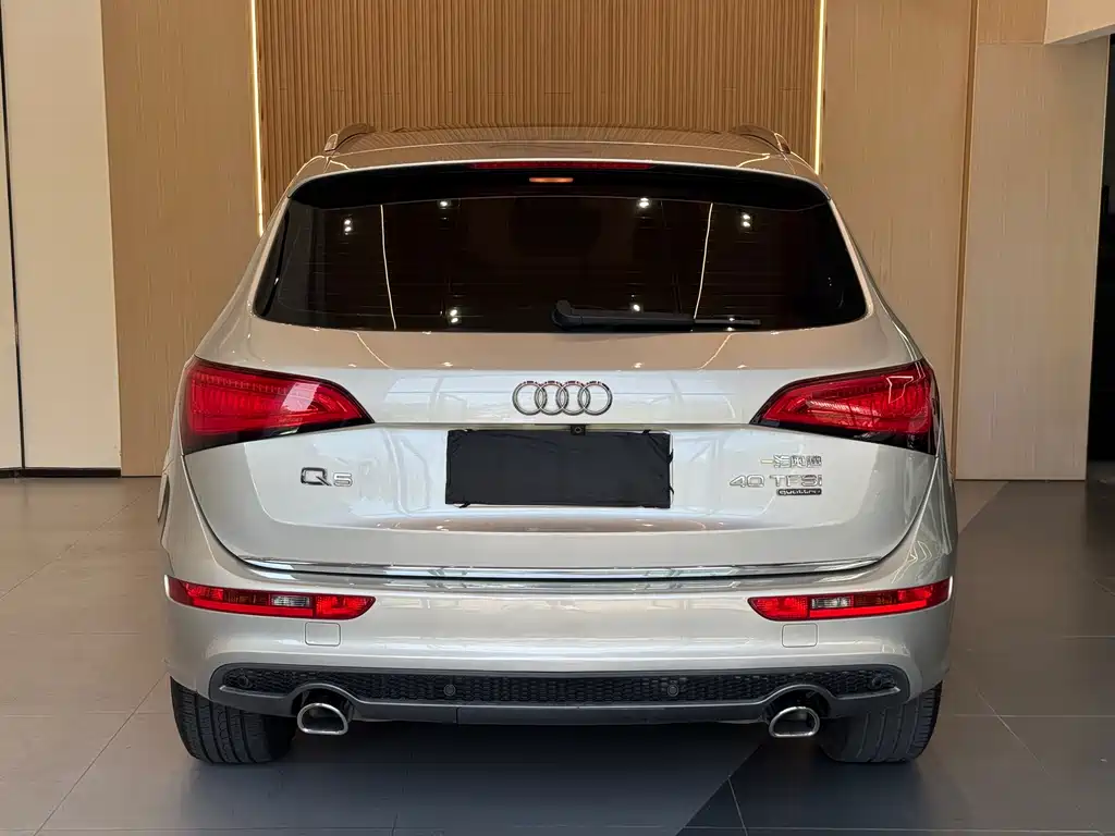 Audi Q5 — фото 17