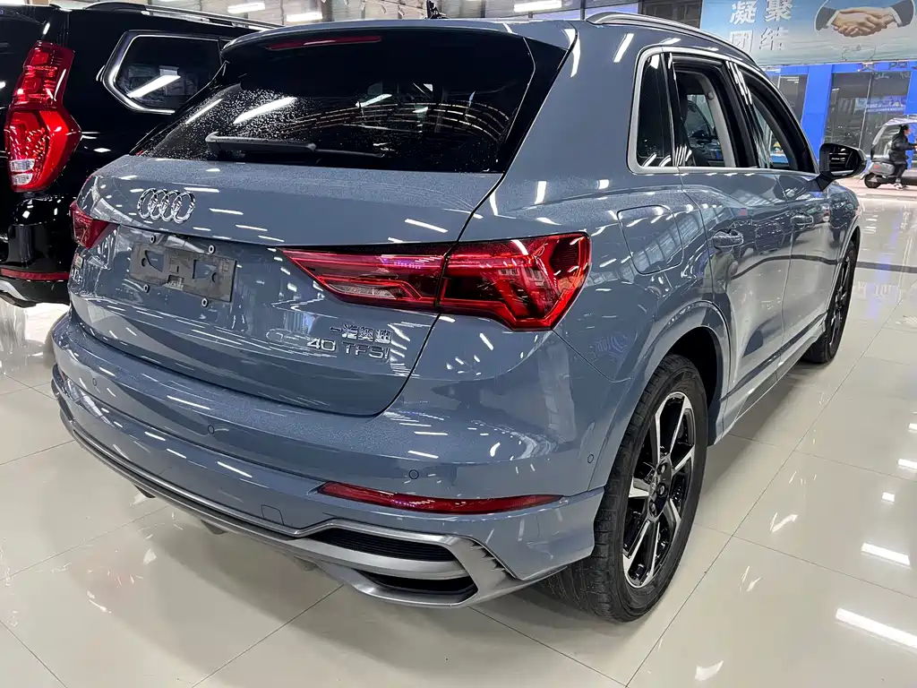 Audi Q3 — фото 9