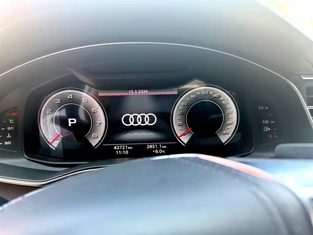 Audi A6L — фото 6
