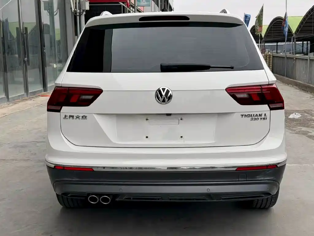 Volkswagen Tiguan L — фото 5