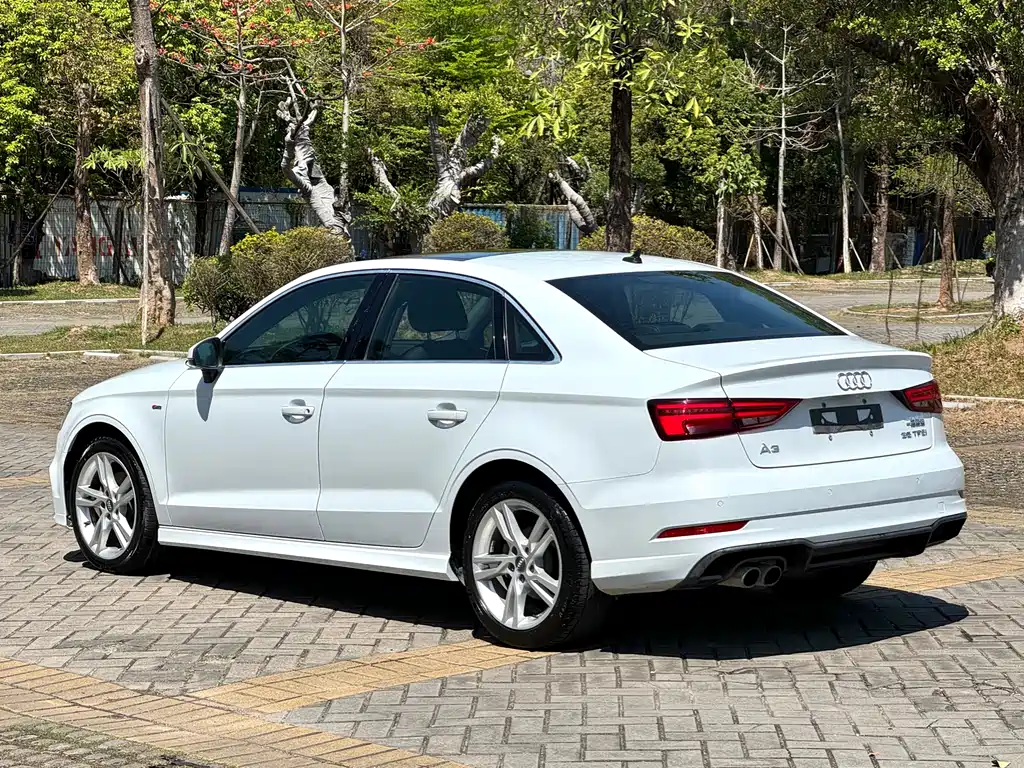 Audi A3 — фото 14