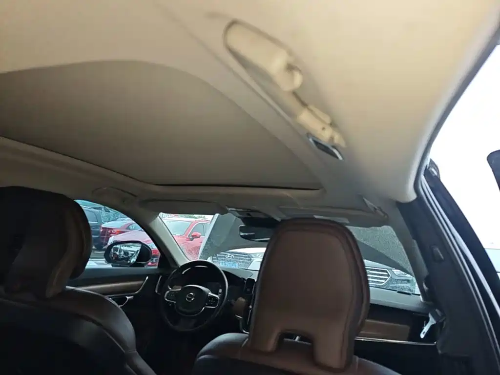 Volvo S90 — фото 17