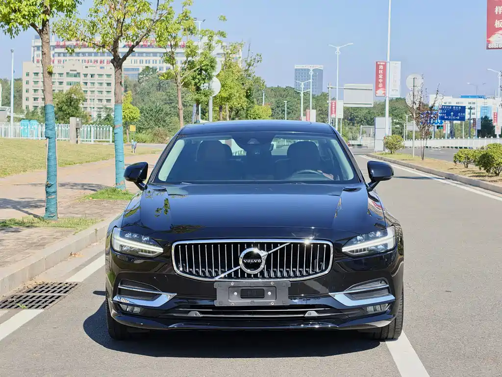 Volvo S90 — фото 2