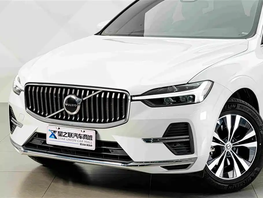 Volvo XC60 — фото 2