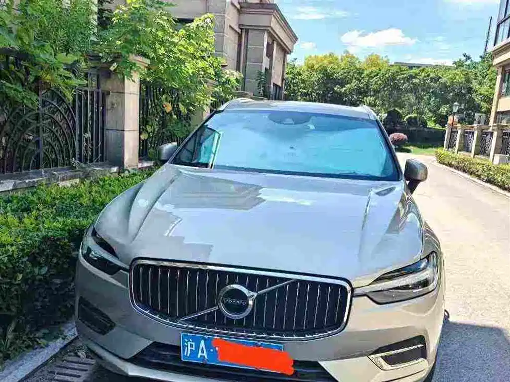 Volvo XC60 — фото 2