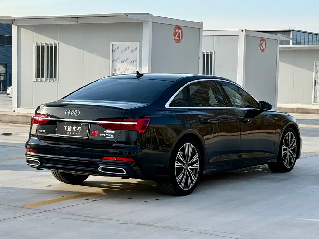 Audi A6L — фото 5