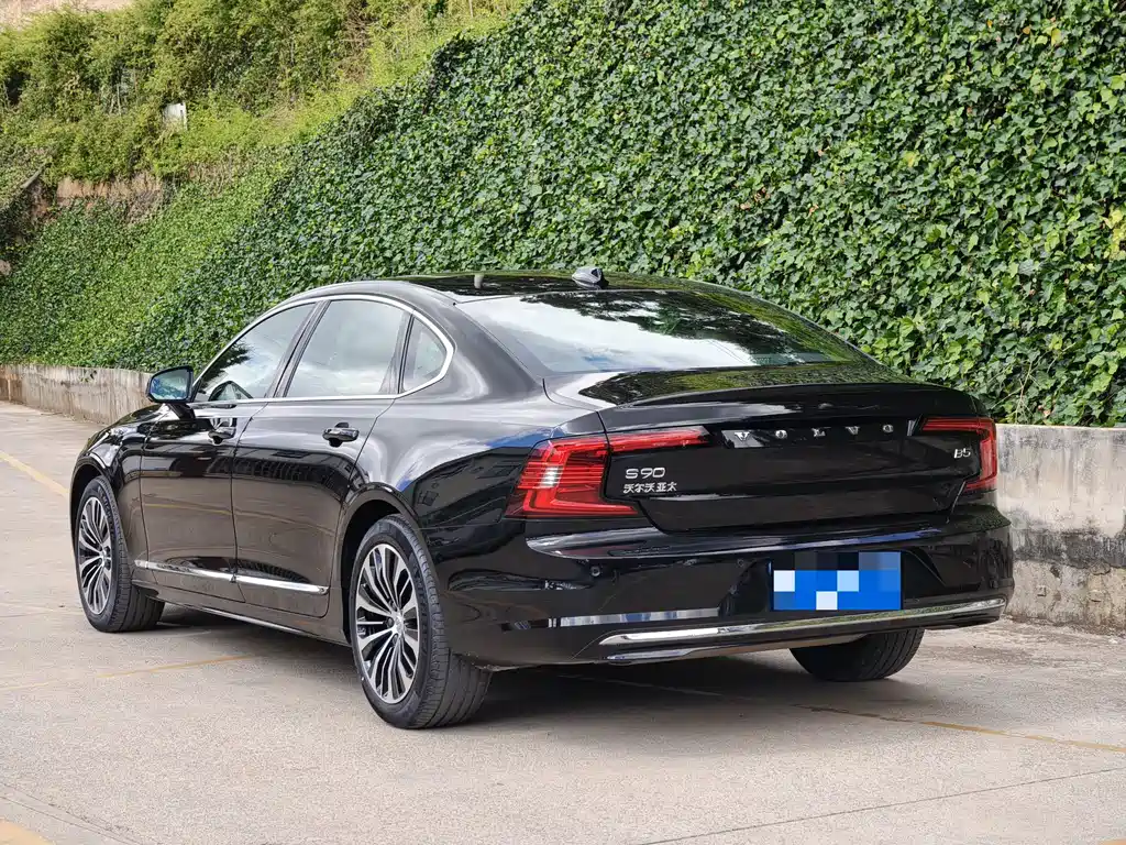Volvo S90 — фото 4