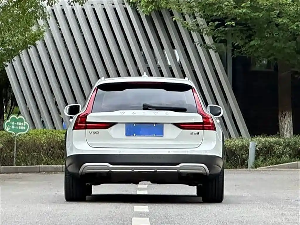 Volvo V90 — фото 4