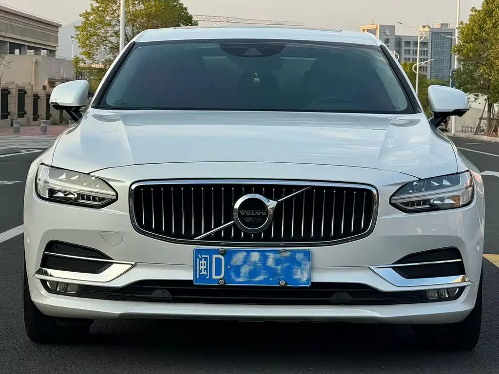 Volvo S90 — фото 2