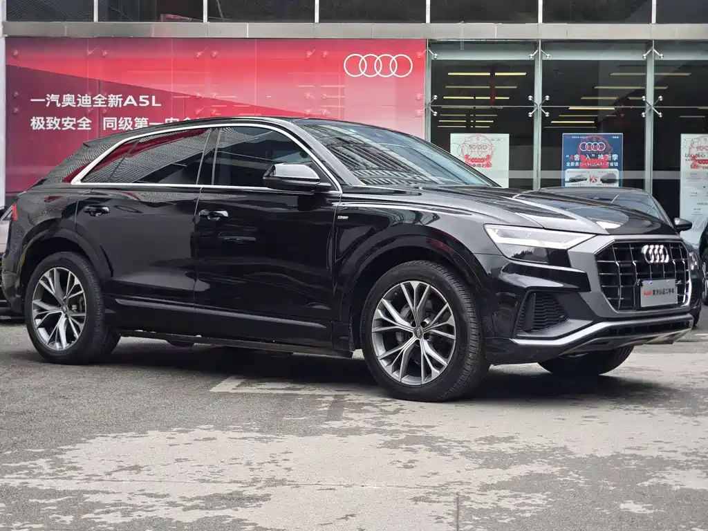 Audi Q8 — фото 3