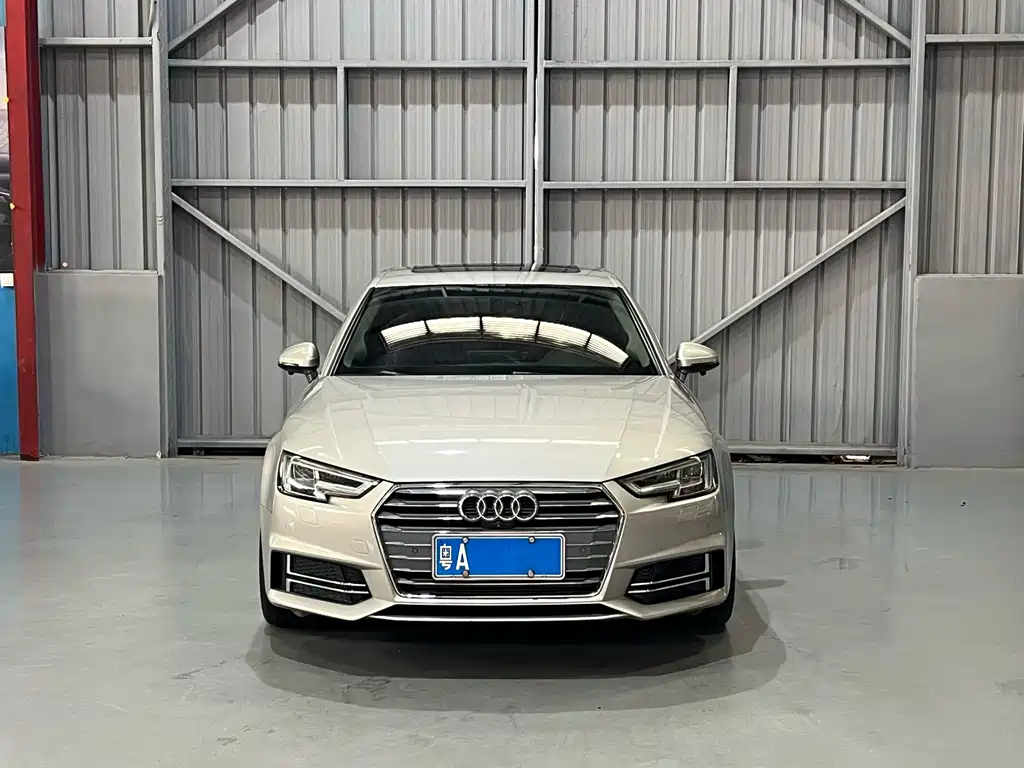 Audi A4L — фото 2