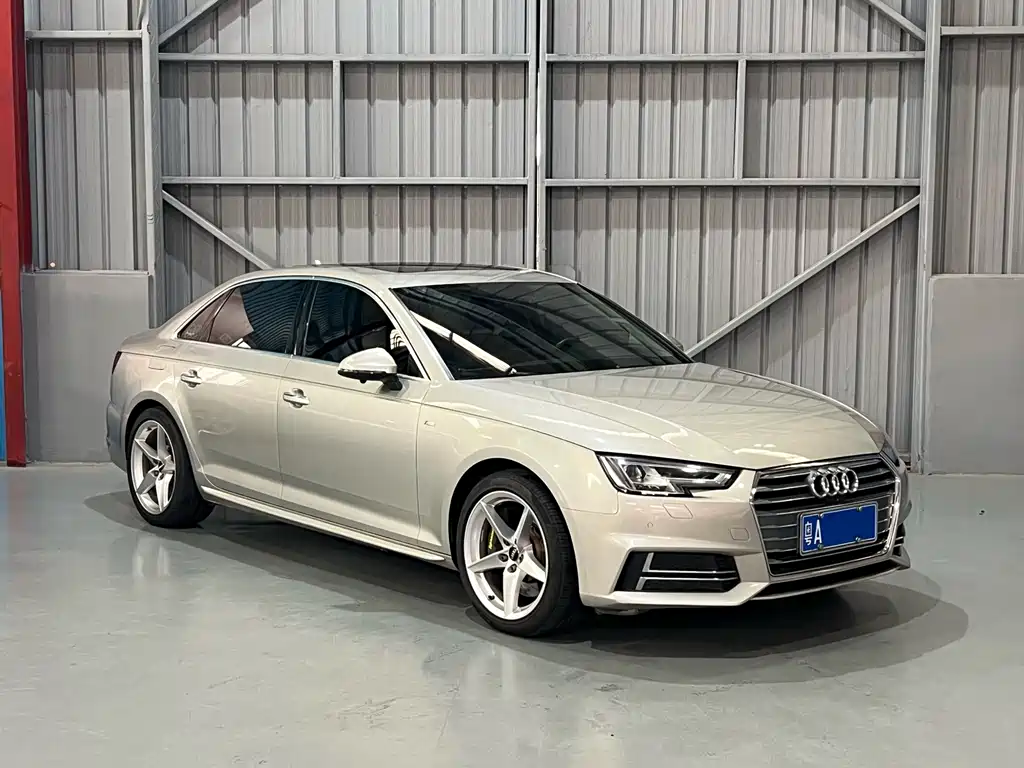 Audi A4L — фото 3