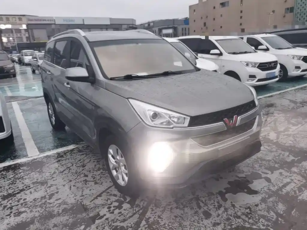 Wuling Hongguang S3 — фото 3