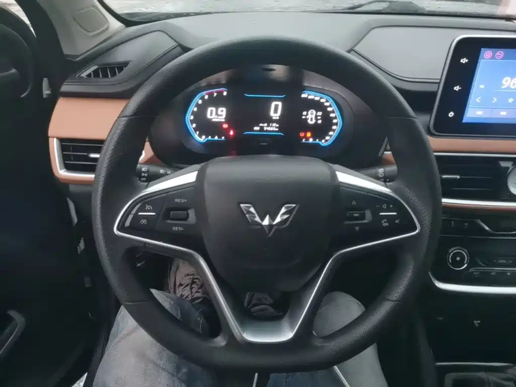 Wuling Hongguang S3 — фото 10