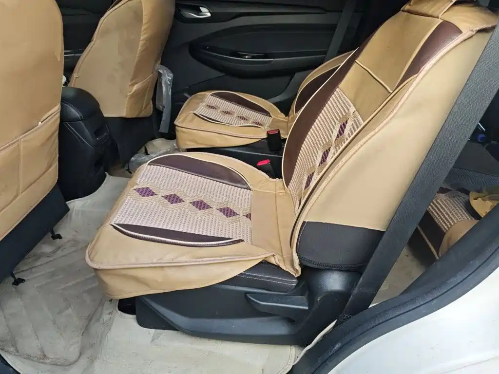 Wuling Hongguang S3 — фото 13