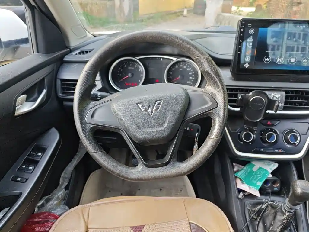 Wuling Hongguang S3 — фото 6