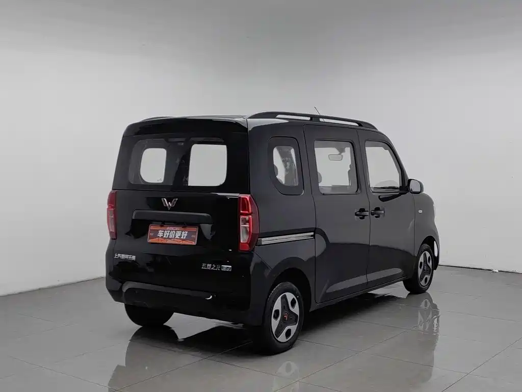 Wuling Zhiguang EV — фото 2