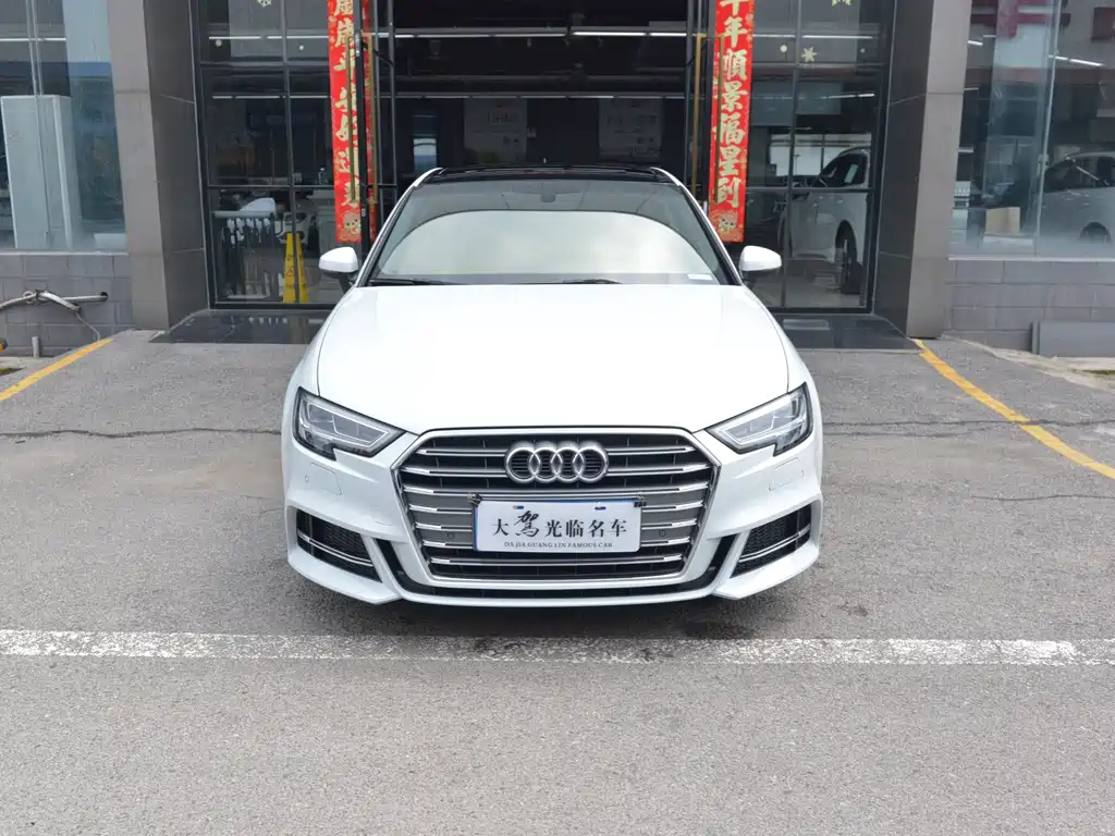 Audi A3 — фото 2