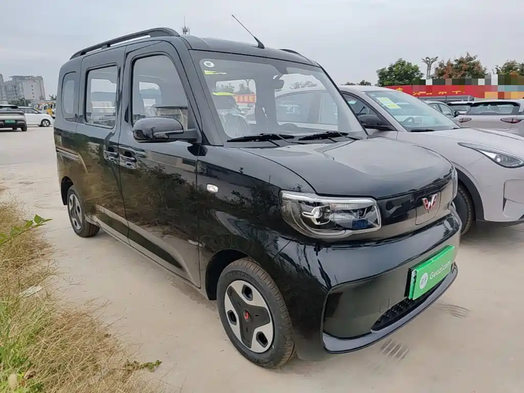 Wuling Zhiguang EV — фото 3