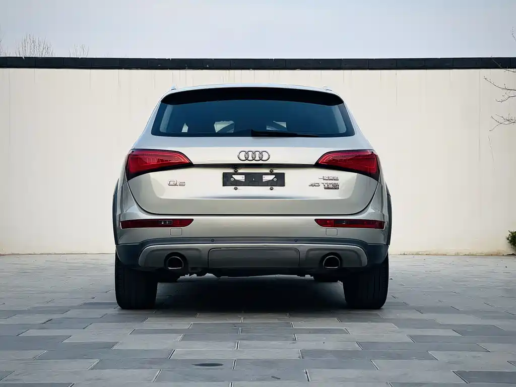 Audi Q5 — фото 5