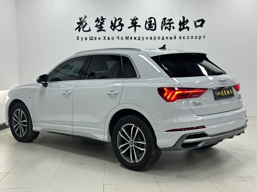 Audi Q3 — фото 5