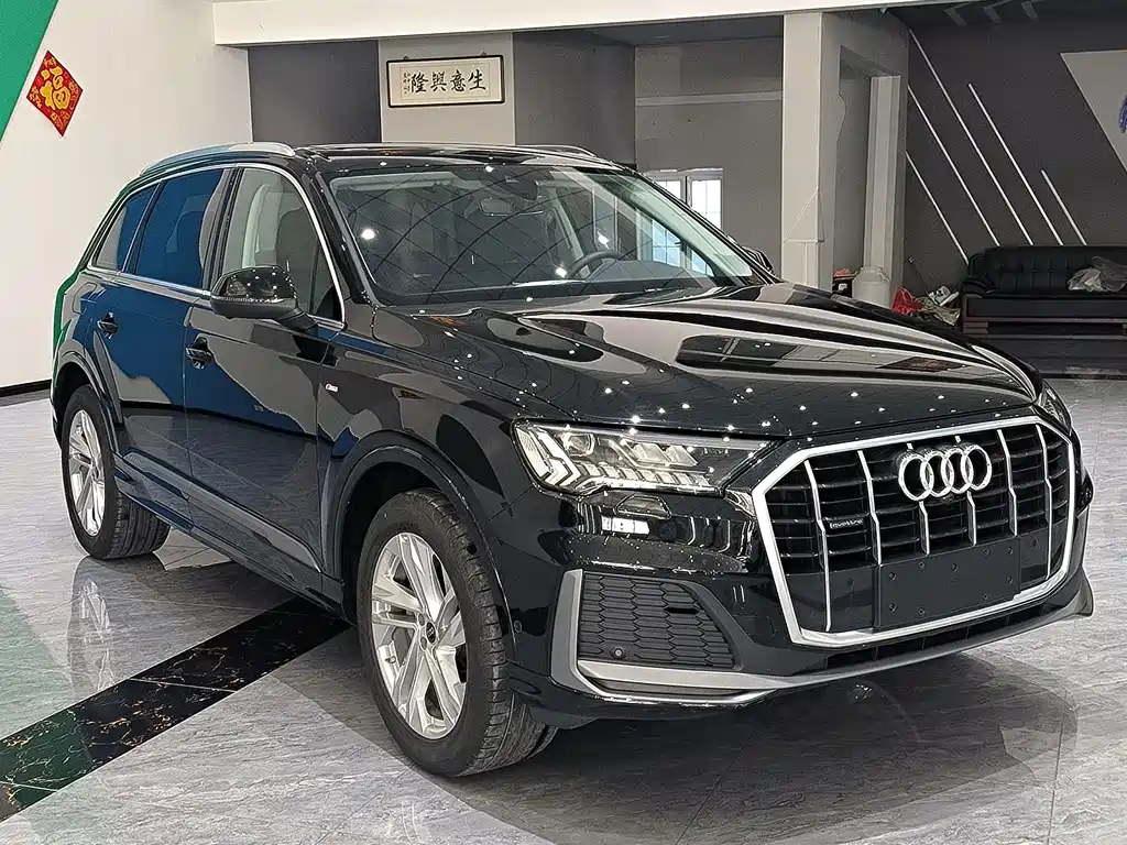 Audi Q7 — фото 3