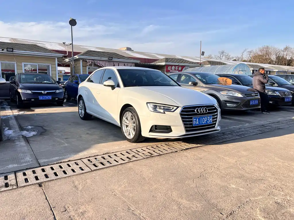 Audi A3 — фото 2