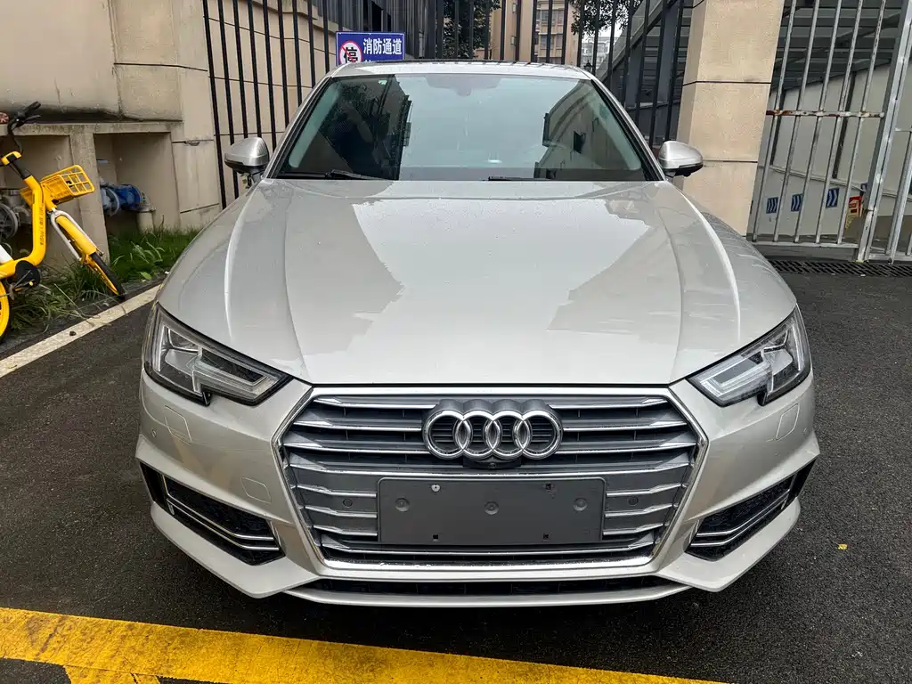 Audi A4L — фото 2