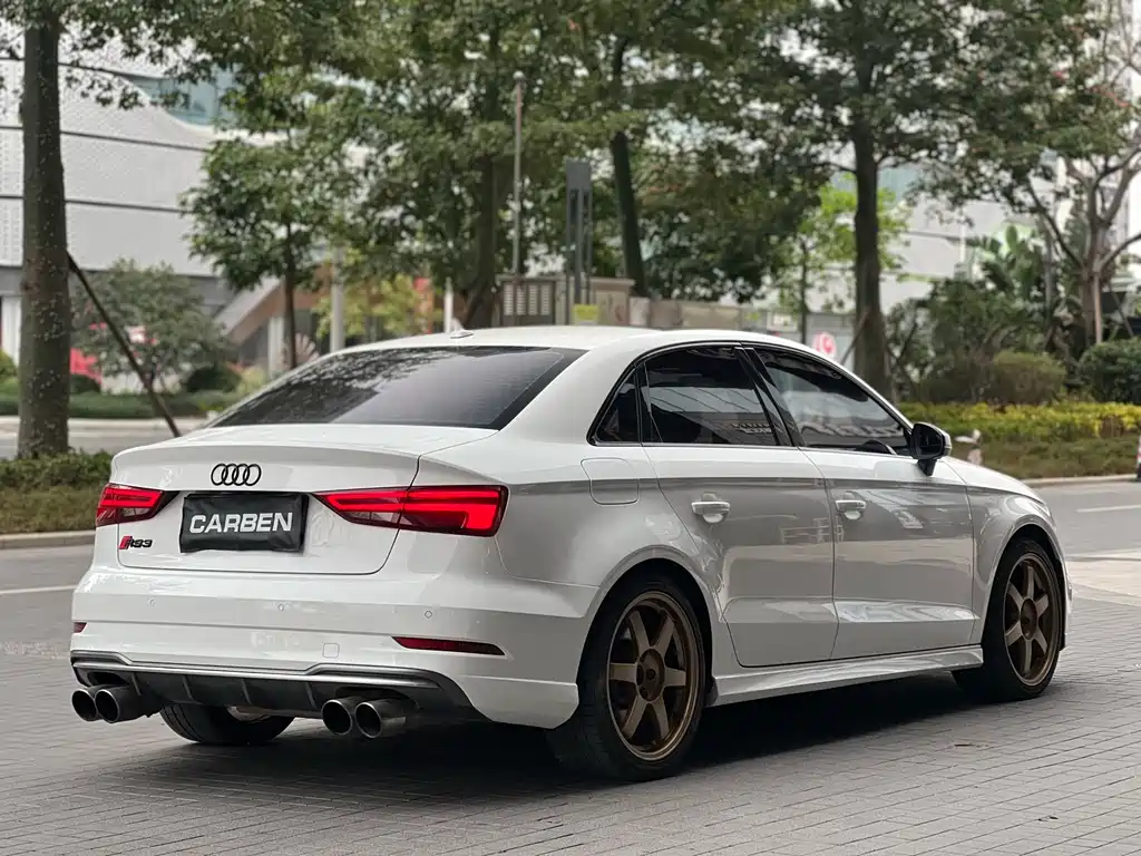 Audi S3 — фото 20