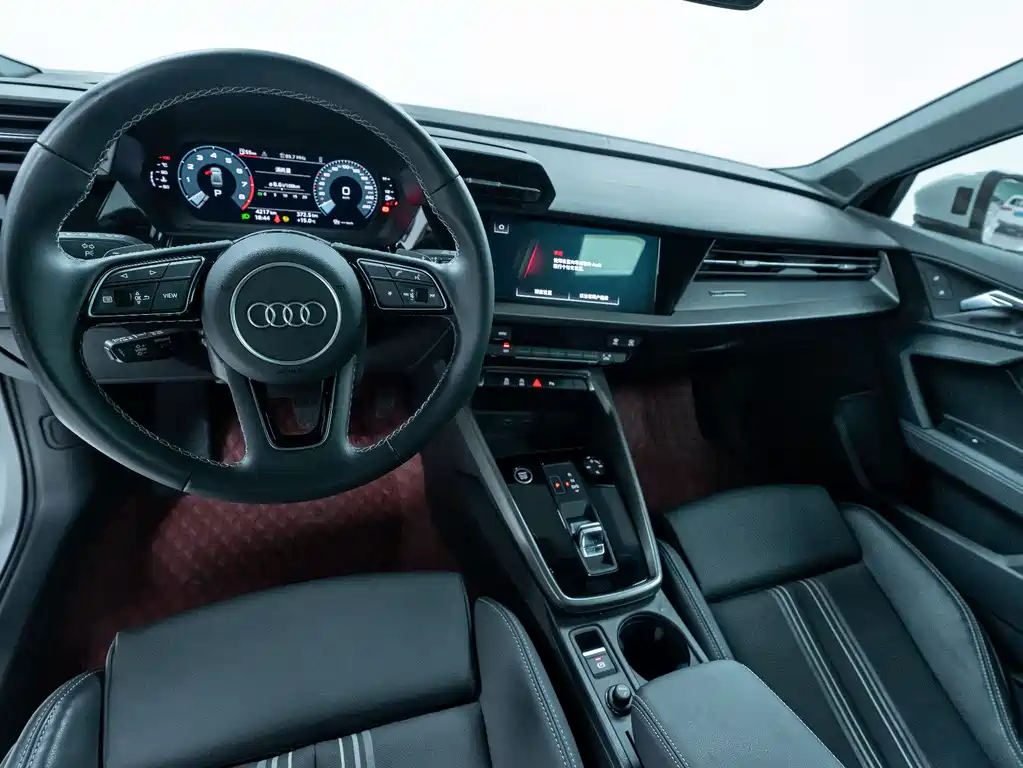 Audi A3 — фото 13