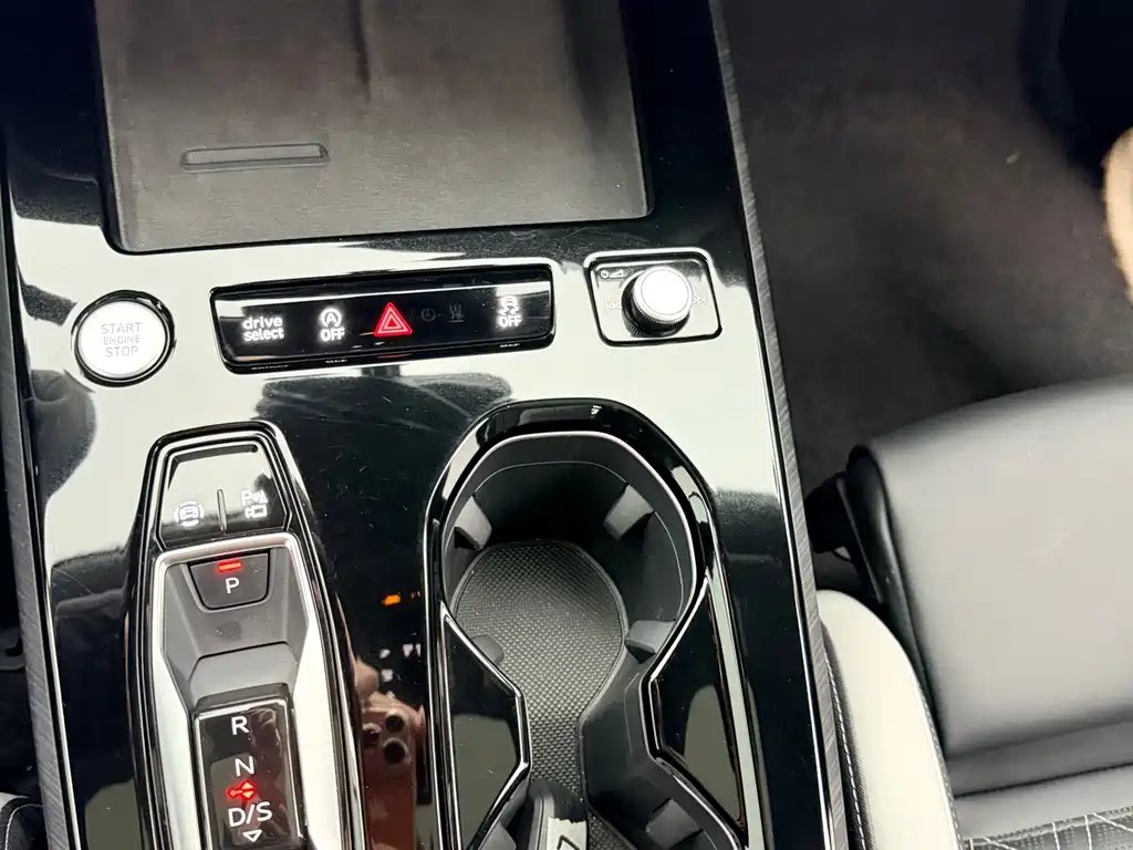 Audi A5L — фото 34