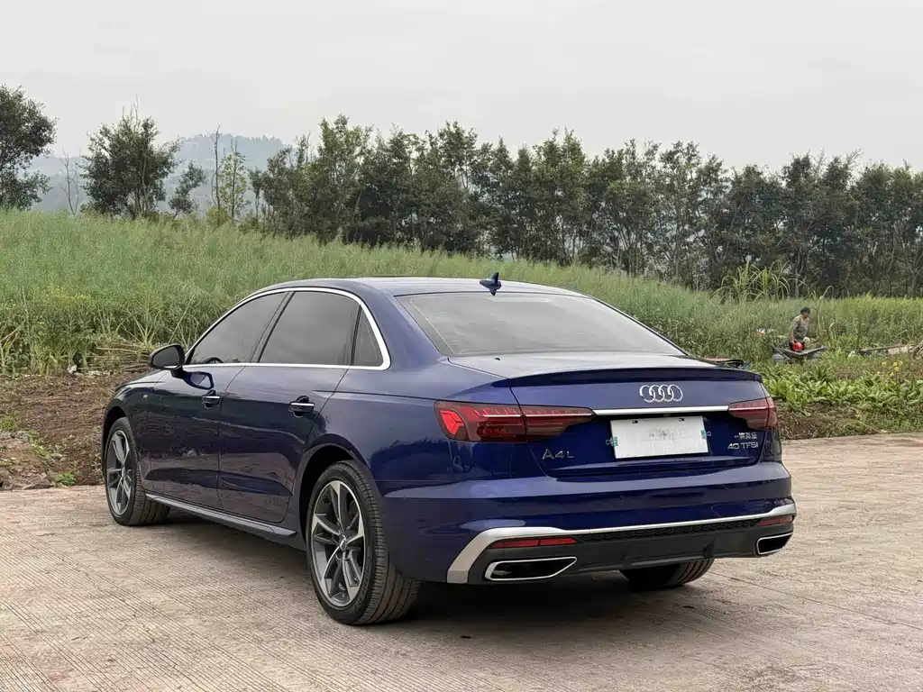 Audi A4L — фото 21