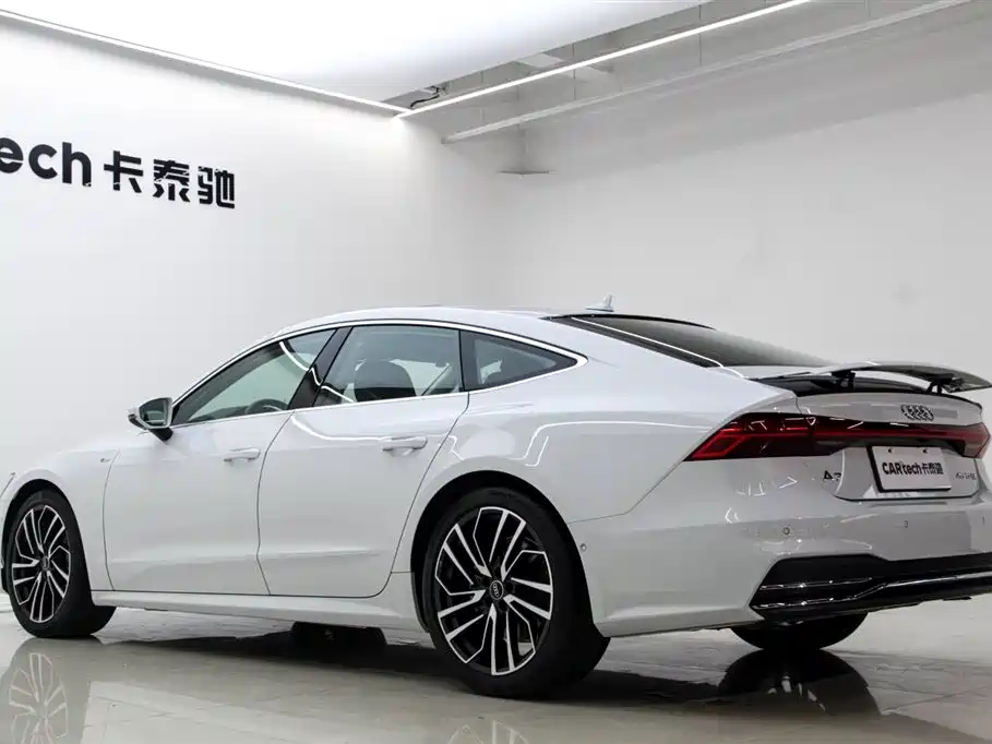 Audi A7 — фото 4