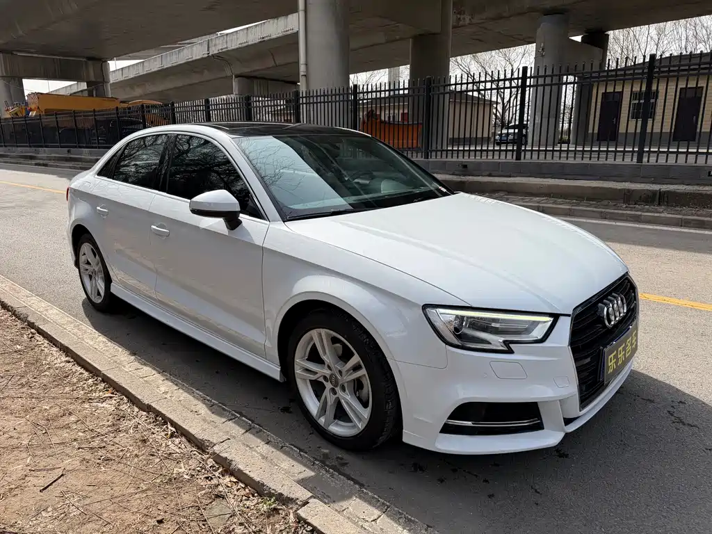 Audi A3 — фото 3