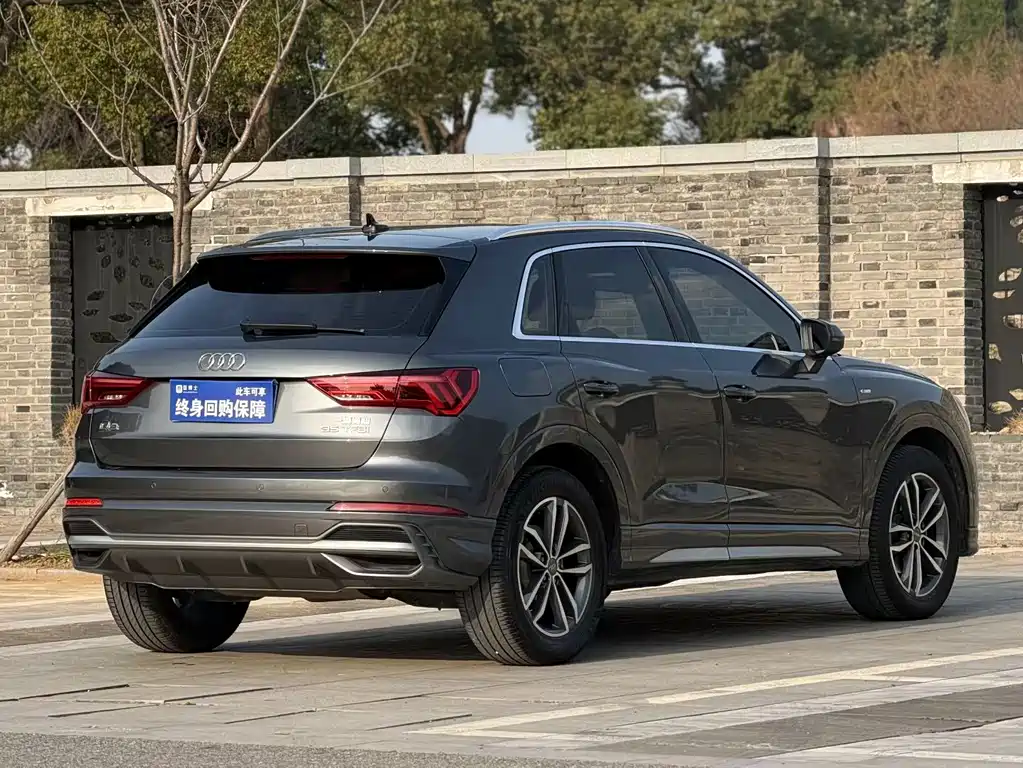 Audi Q3 — фото 4