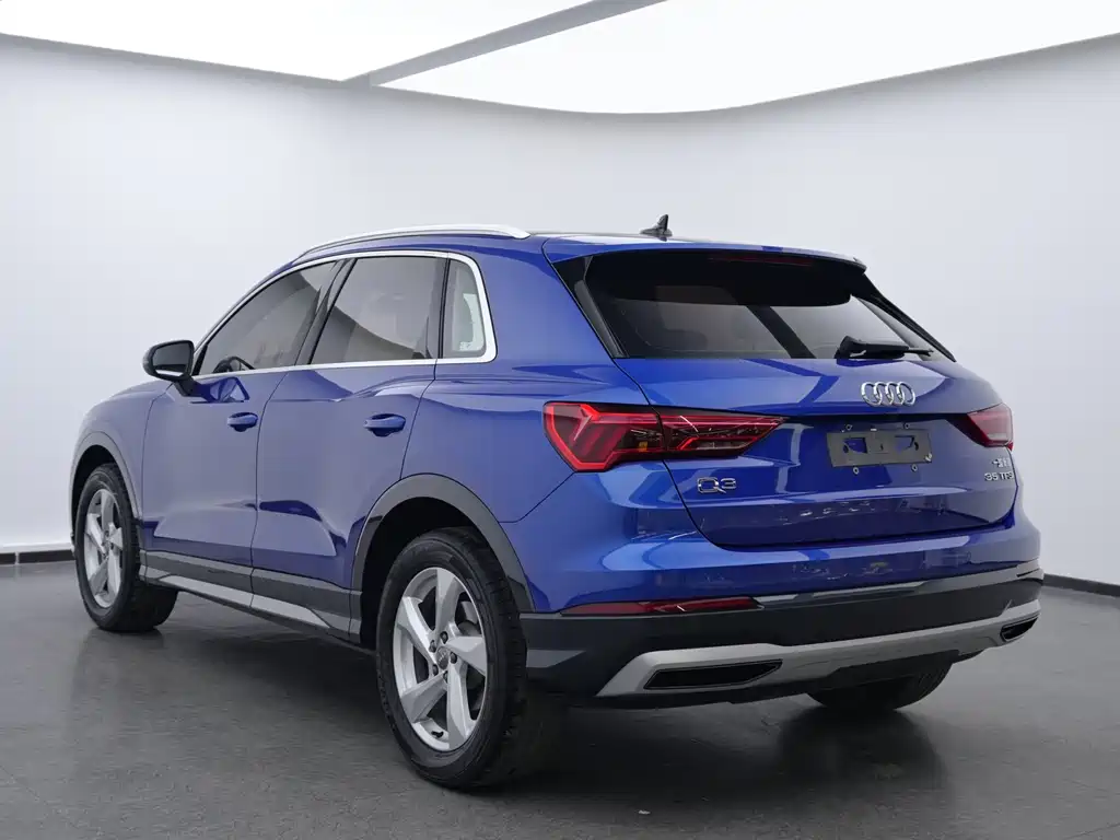Audi Q3 — фото 6