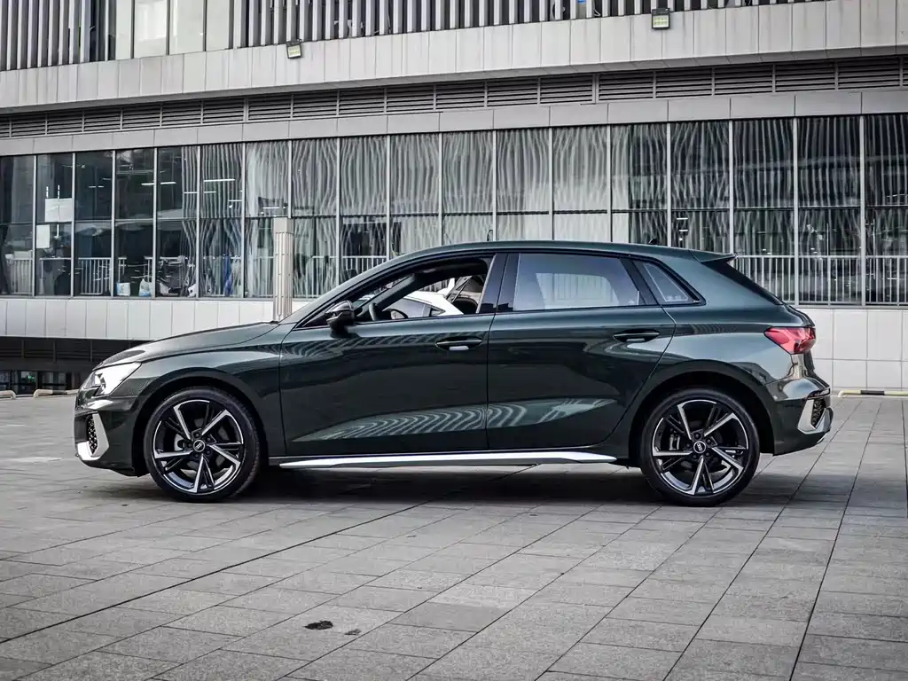 Audi A3 — фото 8