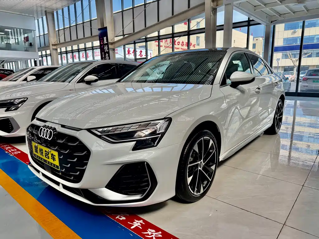 Audi A3 — фото 2