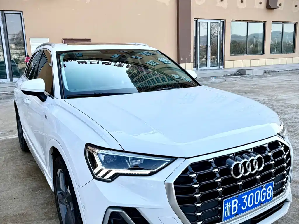 Audi Q3 — фото 3