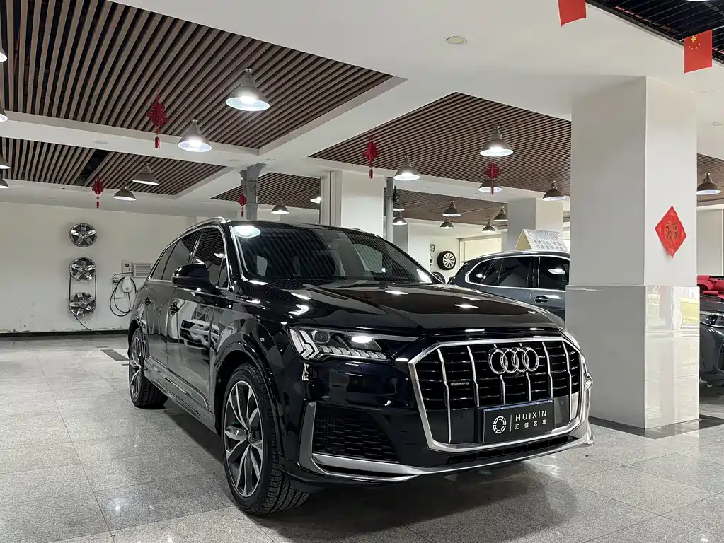 Audi Q7 — фото 3