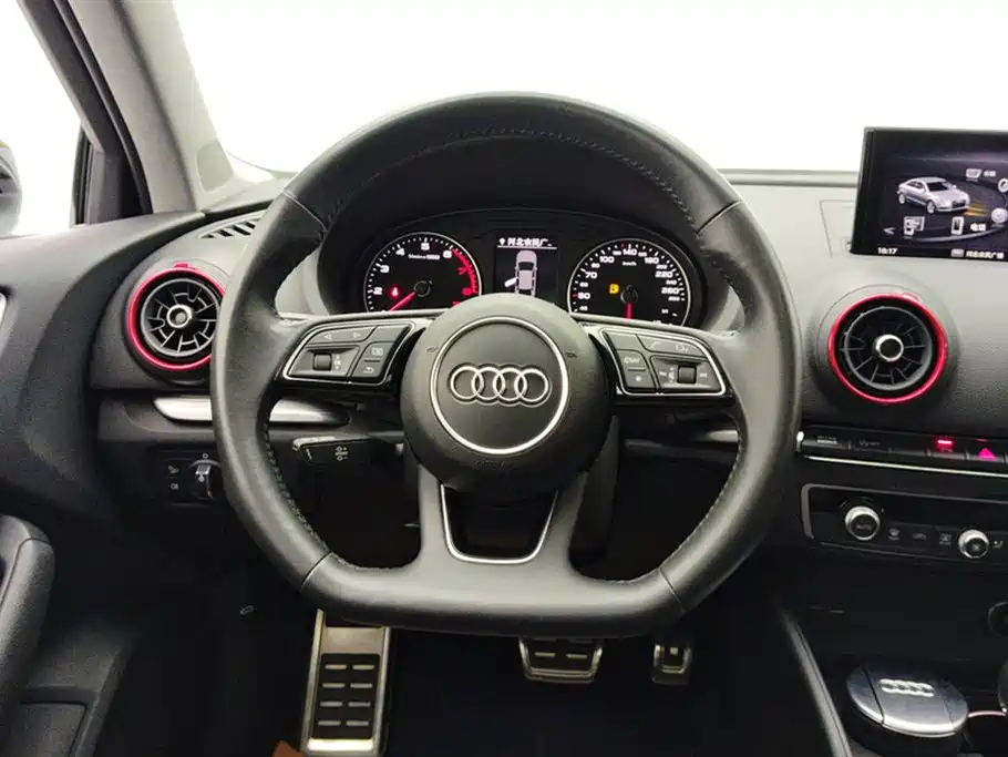 Audi A3 — фото 14