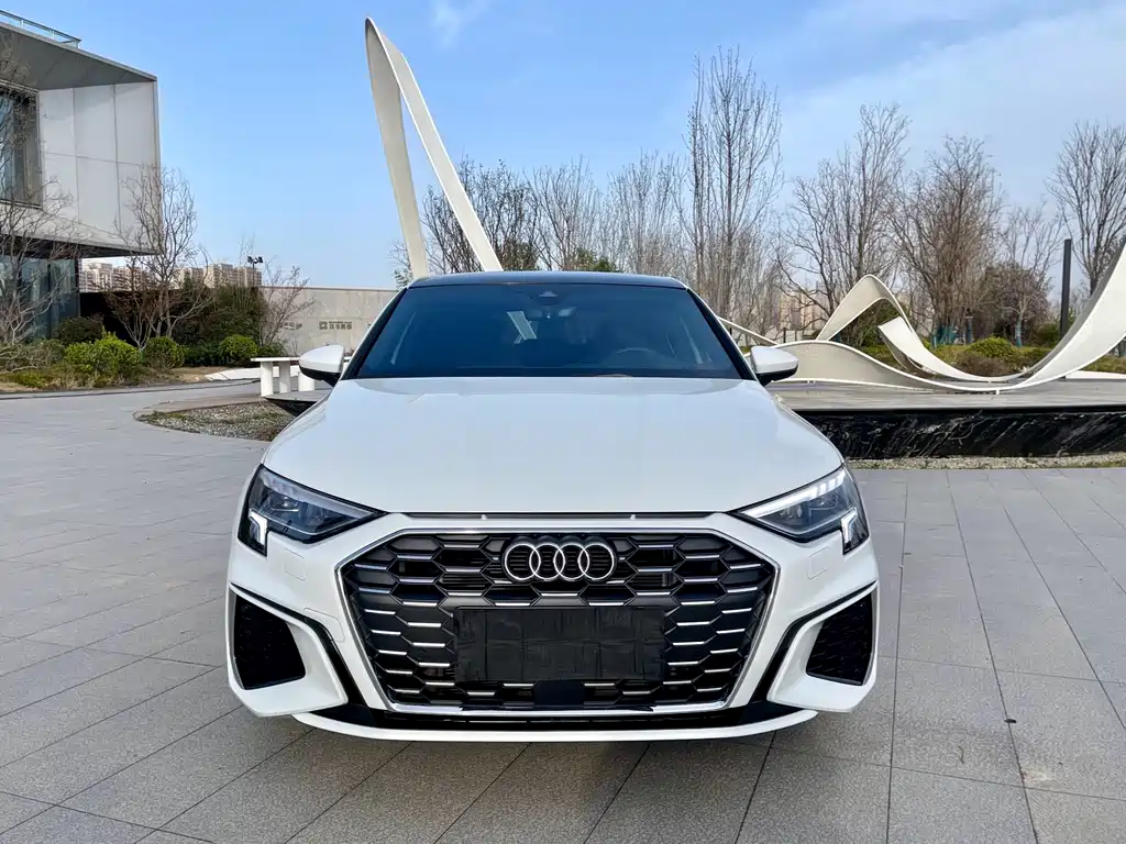Audi A3 — фото 2